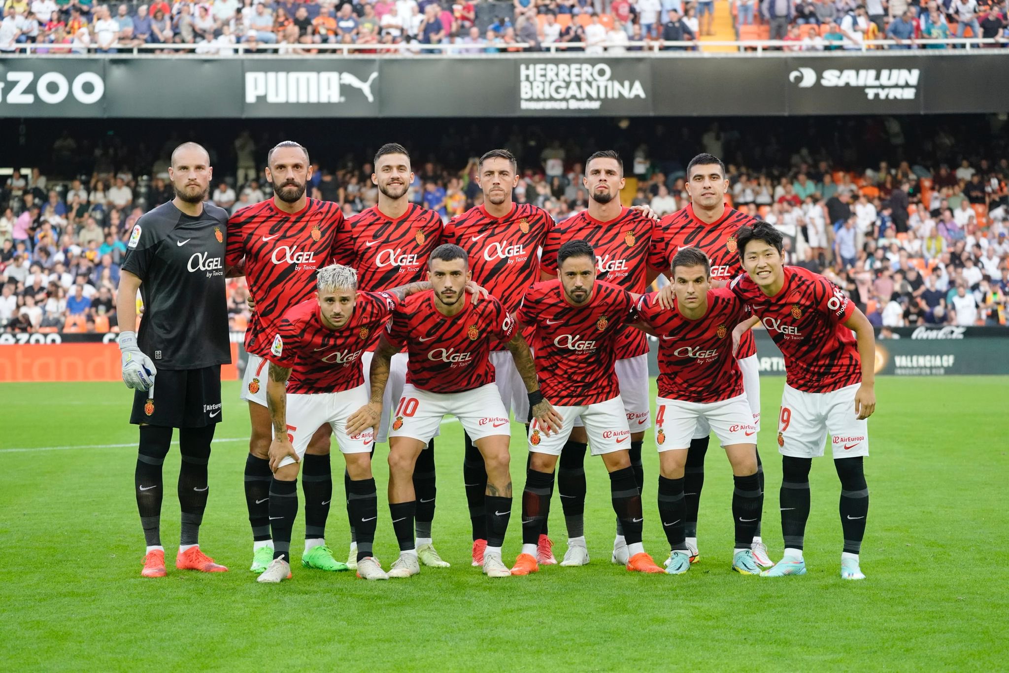 Alineación ante el Valencia