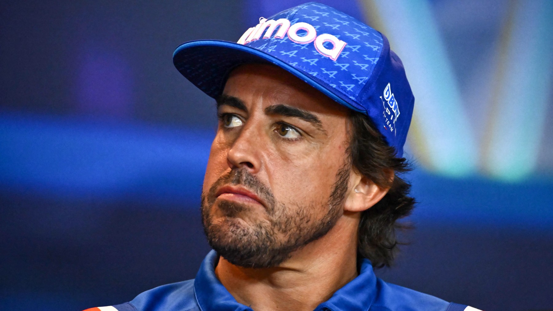 Fernando Alonso, durante el GP de Abu Dhabi de F1. (AFP)