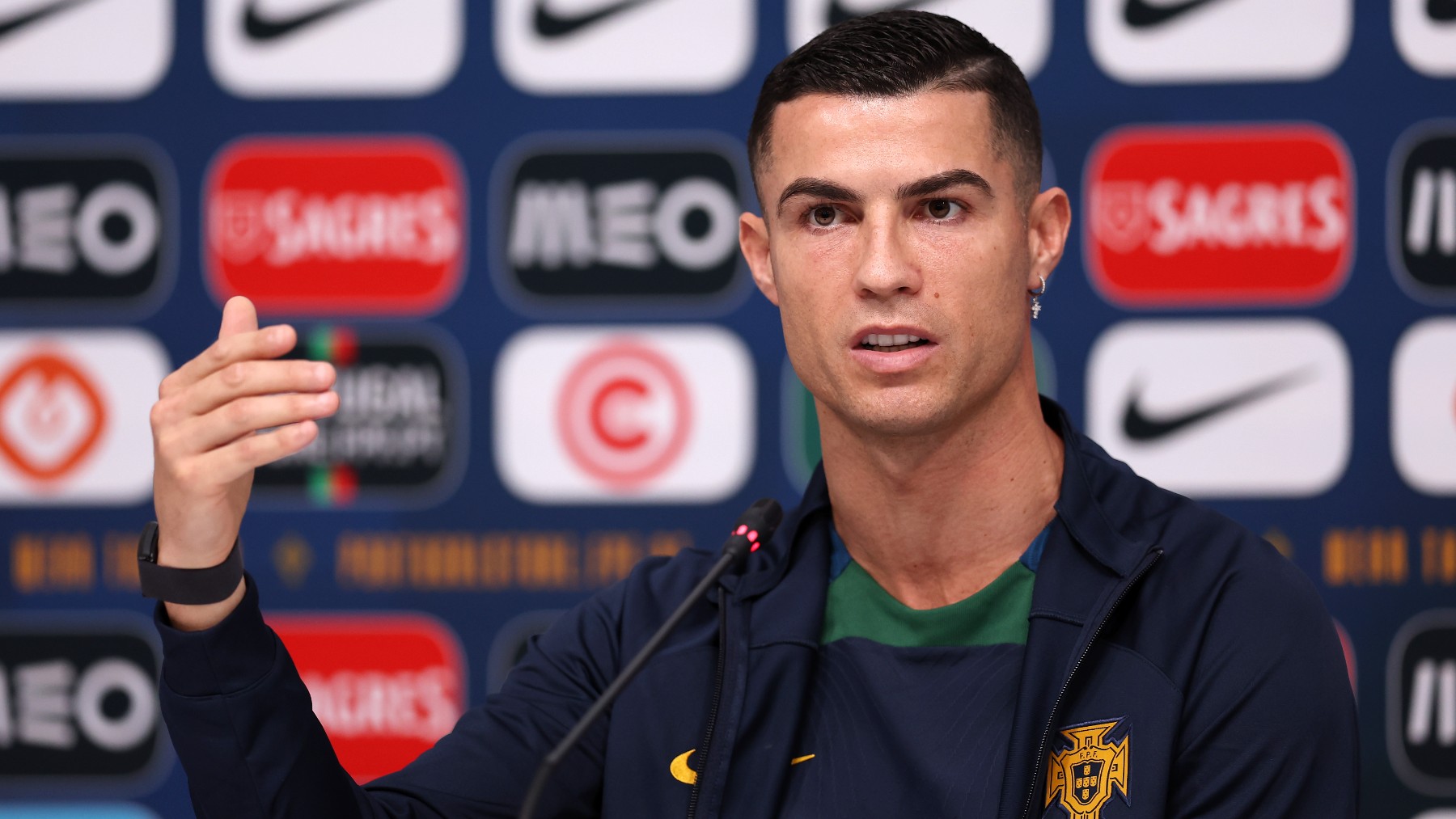 Cristiano Ronaldo, durante la rueda de prensa con Portugal. (Getty)