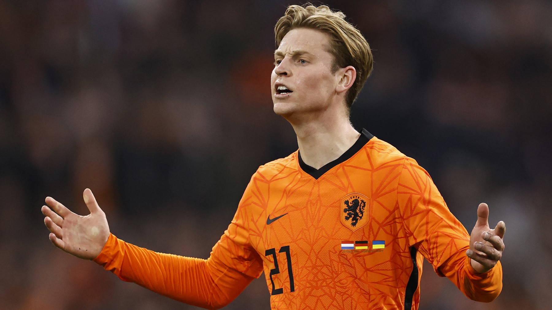Frenkie de Jong durante un partido con Países Bajos. (AFP)