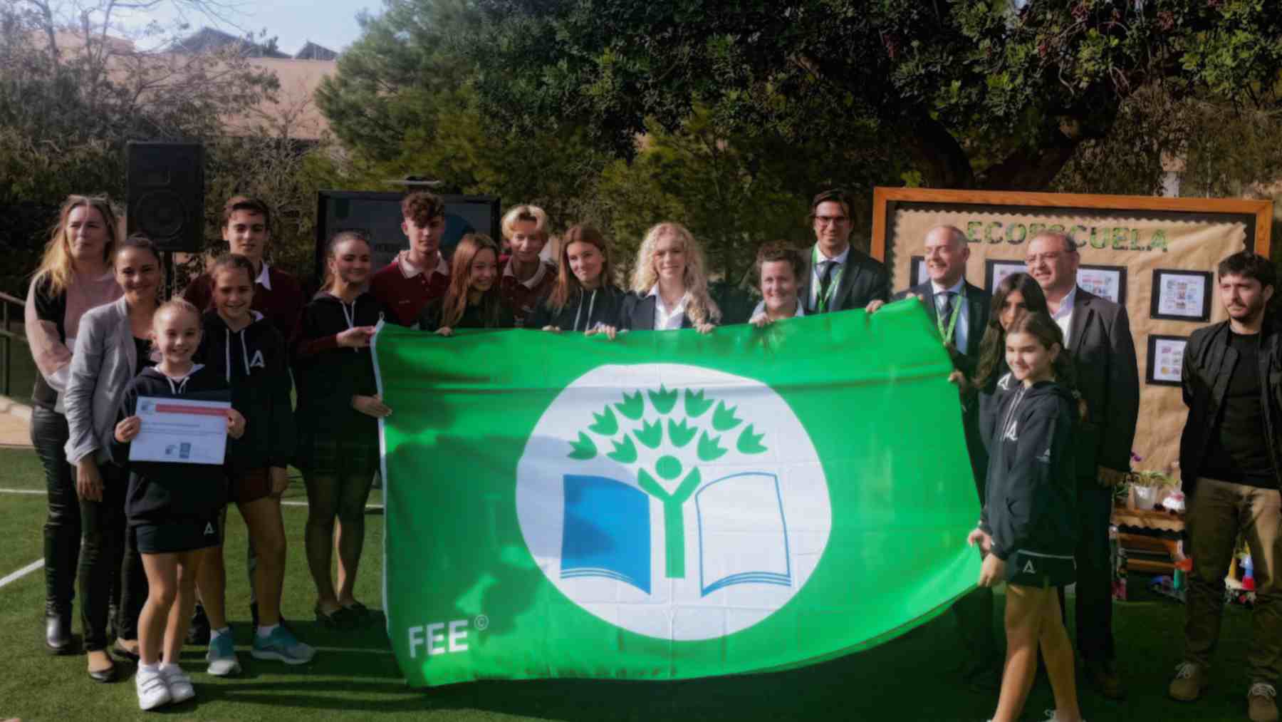 Agora Portals International School ha recibido la bandera verde de Ecoescuela.