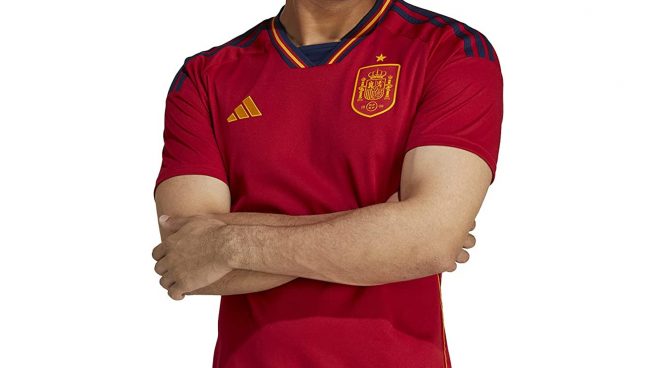La camiseta de España Mundial por mucho menos