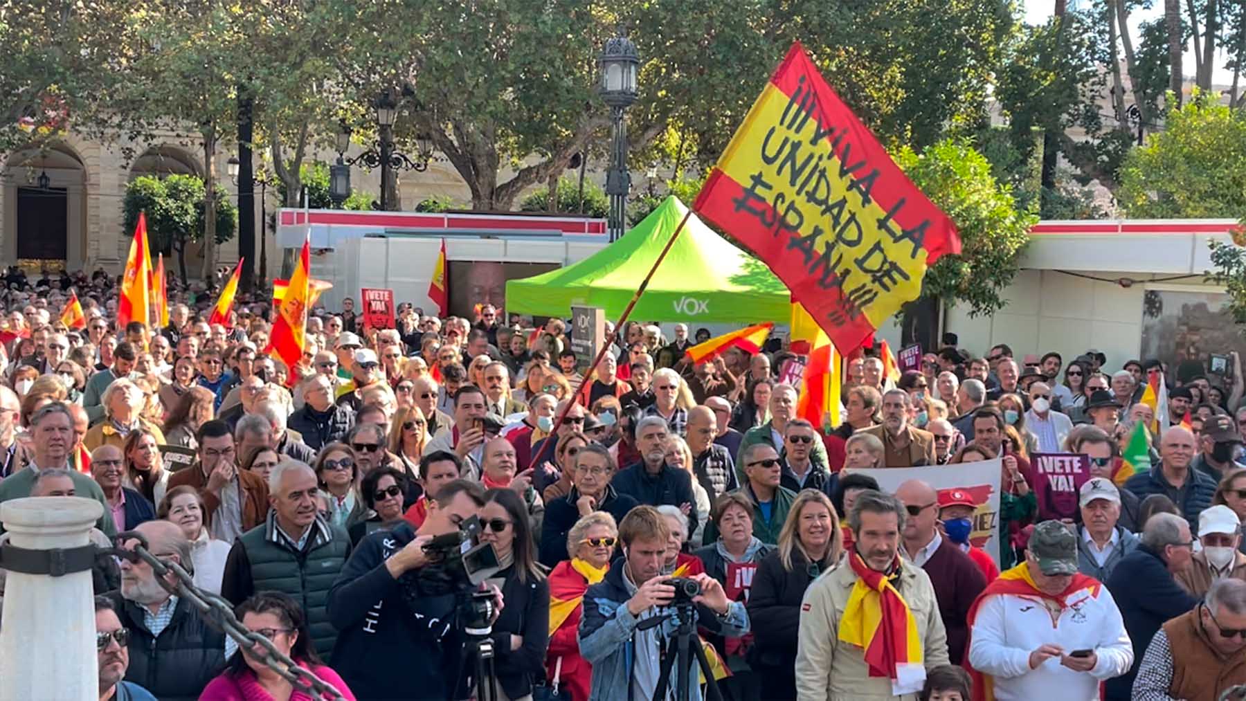 Vox abarrota Sevilla.