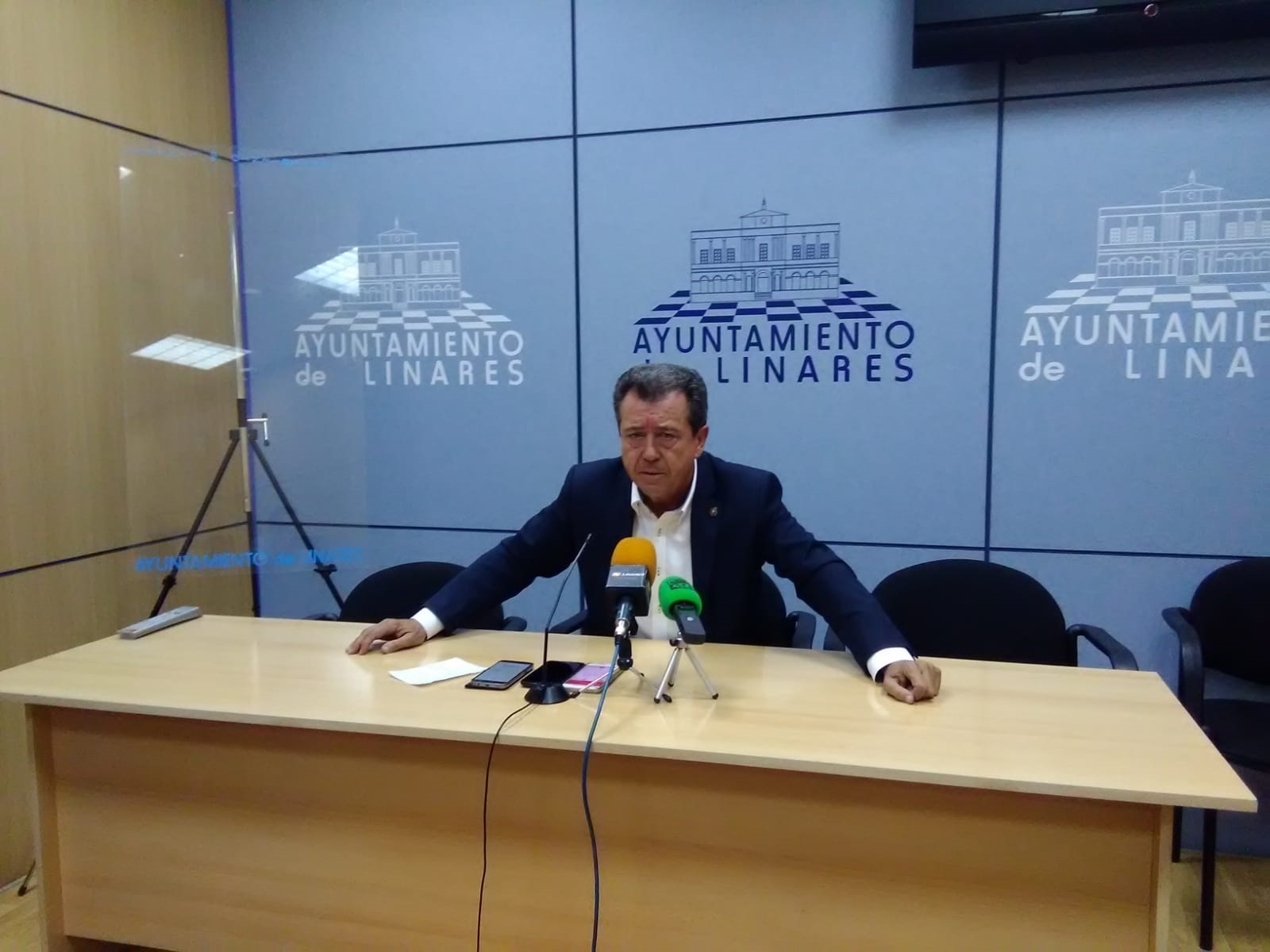 El ex alcalde socialista de Linares, Juan Fernández.