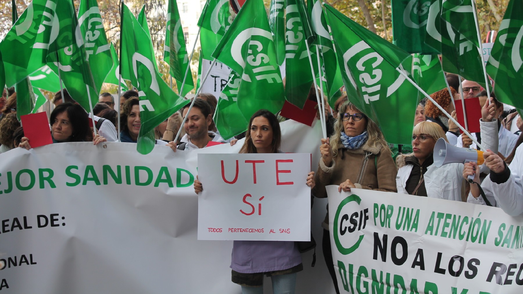 Una imagen de la concentración del sindicato CSIF en protesta por la Sanidad valenciana.