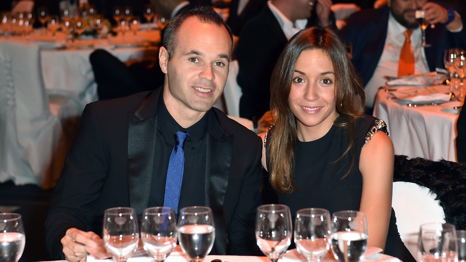 Andrés Iniesta, junto a su mujer Anna Ortiz. (Getty)