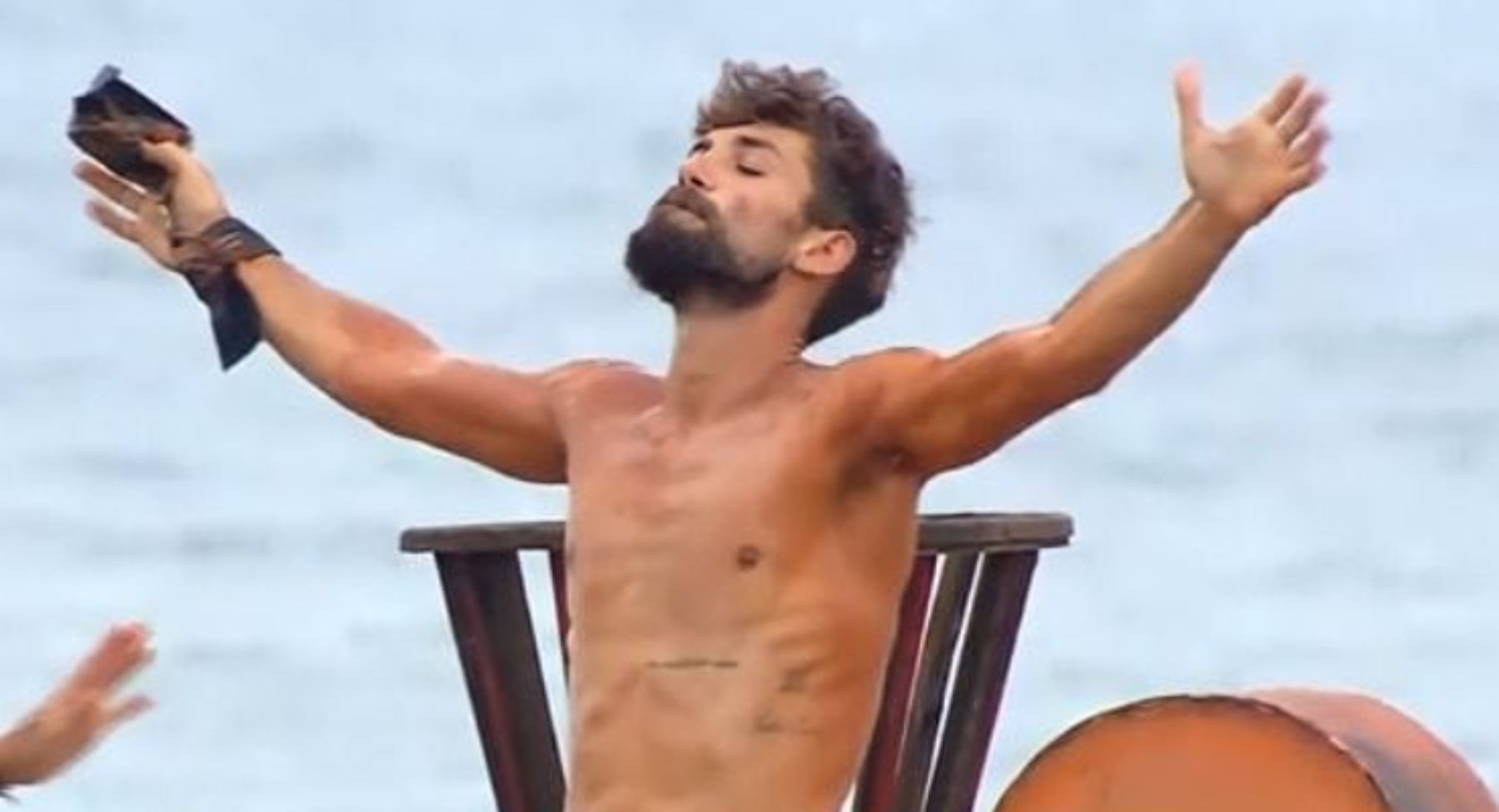 La nueva y sorprendente profesión de Alejandro Albalá: de la televisión a trabajar en un estanco