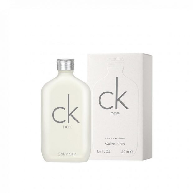 El perfume de Calvin Klein que marcó un antes y un después: el primer unisex de la historia