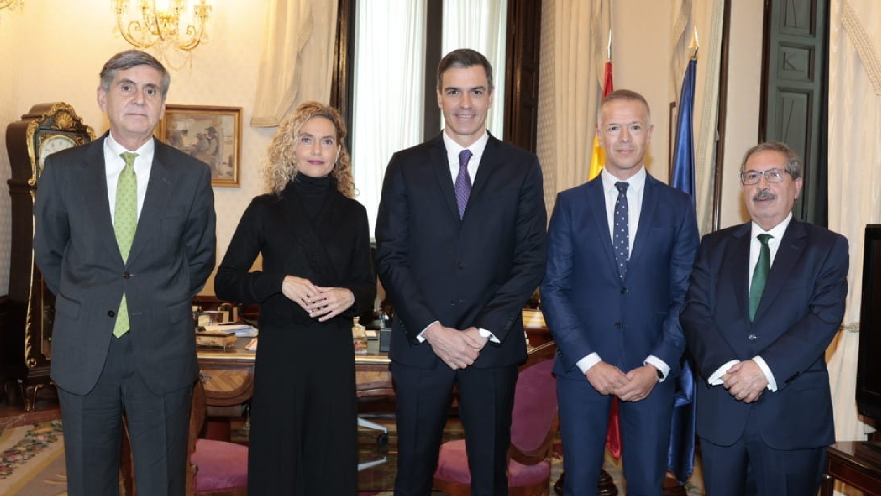 Sánchez con los presidentes de las Cortes, el TC y el CGPJ este 6-D.