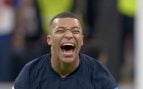 Mbappé risa