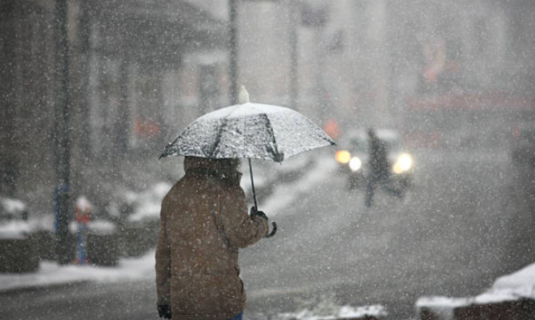 La AEMET tiene activadas varias alertas por todo el territorio este fin de semana en España, la lluvia, el viento y la nieve harán acto de presencia en unos días complicados