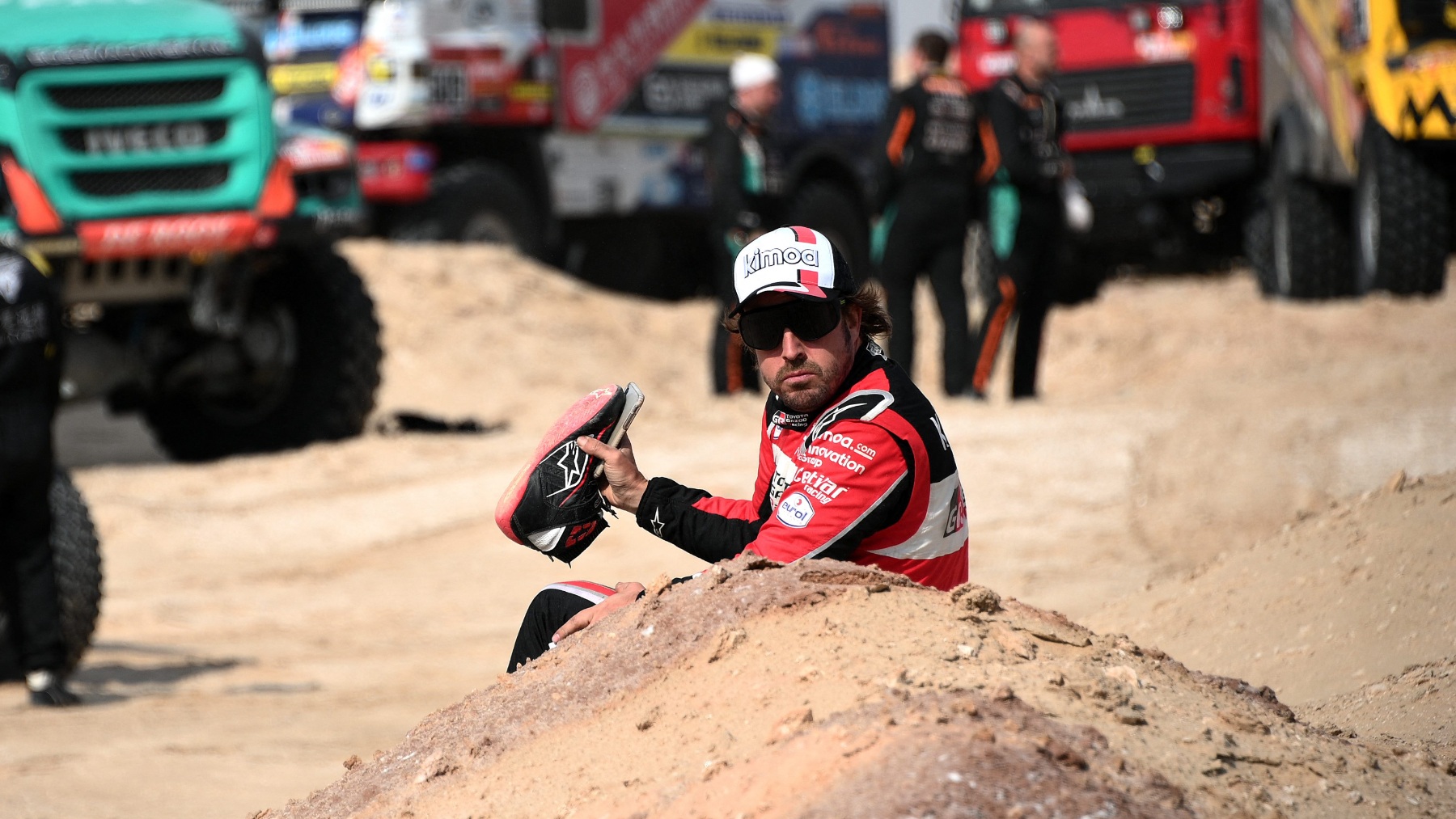 Fernando Alonso durante su única participación en el Dakar.