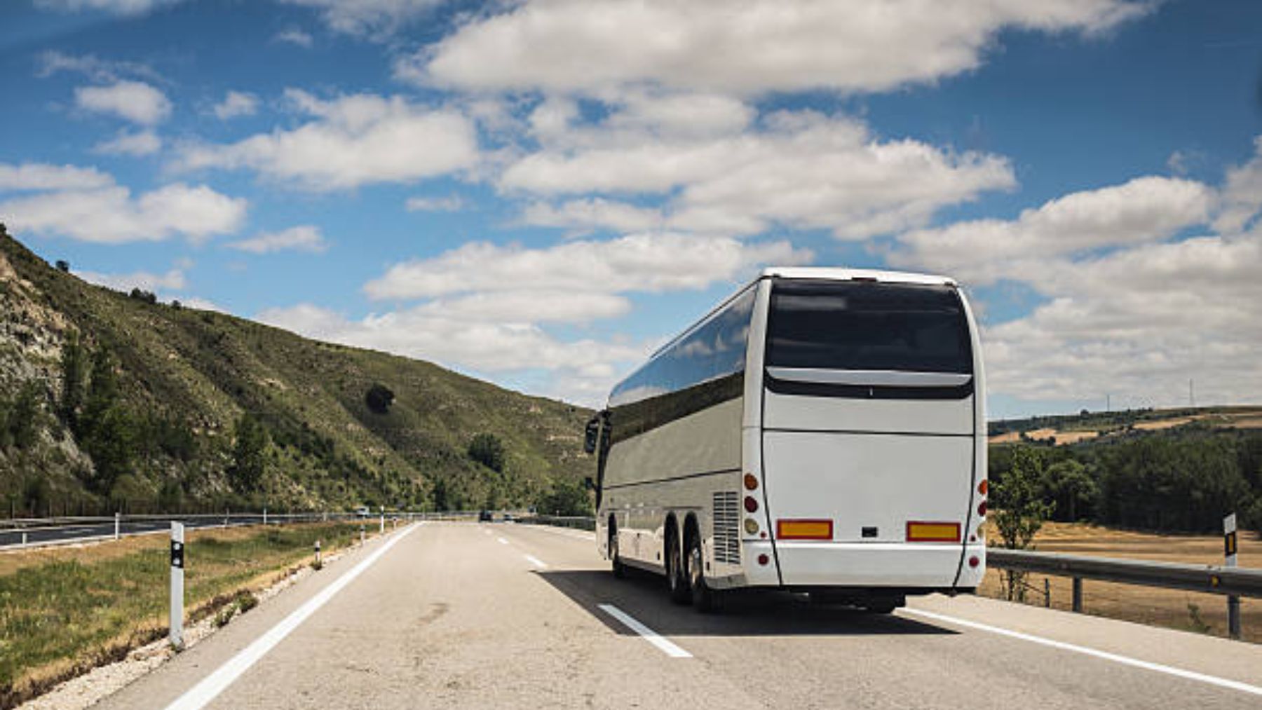 Descubre las rutas para viajar en autobús que van a ser gratis a partir del 2023