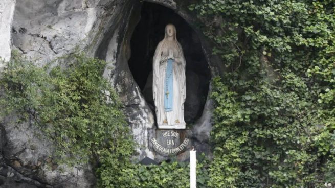 Virgen de Lourdes