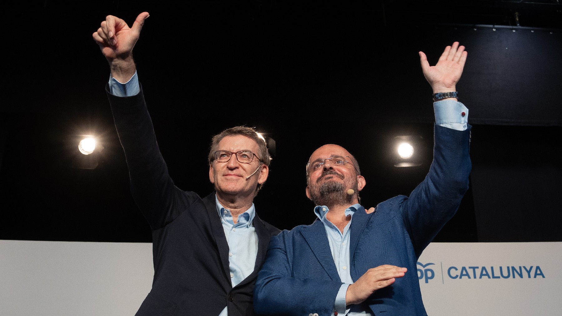 Feijóo y Alejandro Fernández, líder del PP catalán. (Foto: EP)