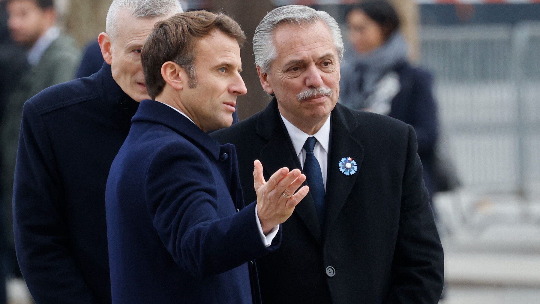 Alberto Fernández y Emmanuel Macron. (AFP)