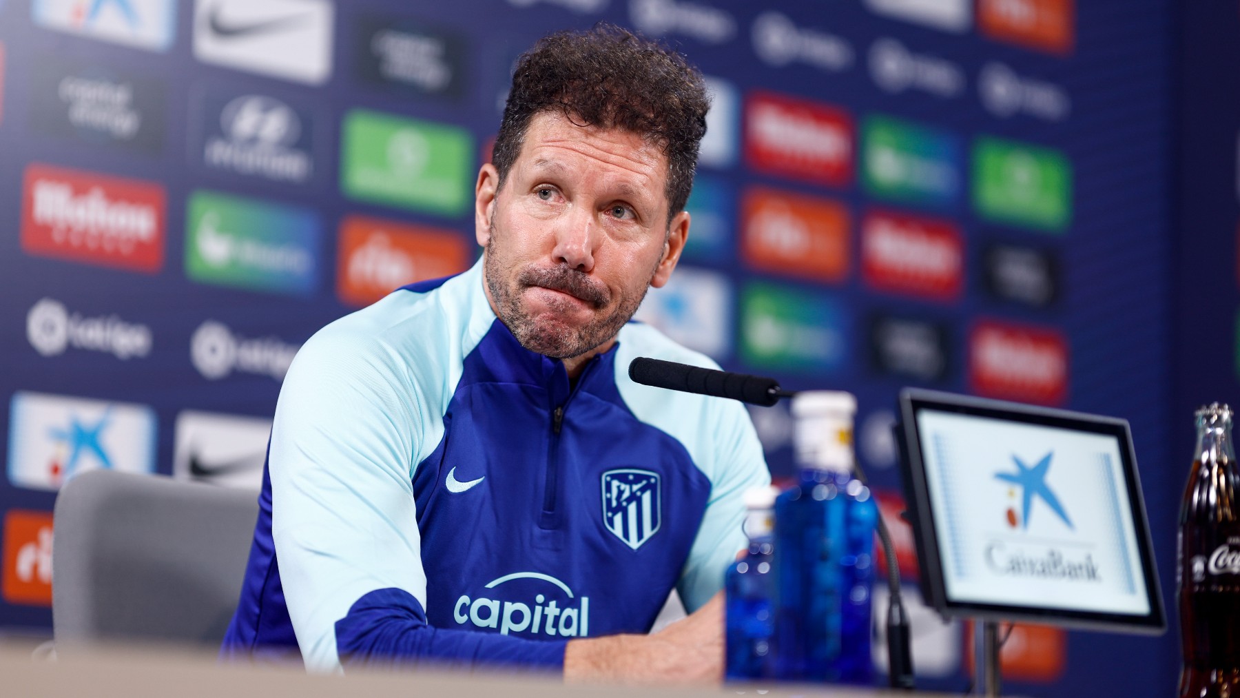 Simeone, durante la rueda de prensa previa al Arenteiro-Atlético de Copa del Rey. (EFE)
