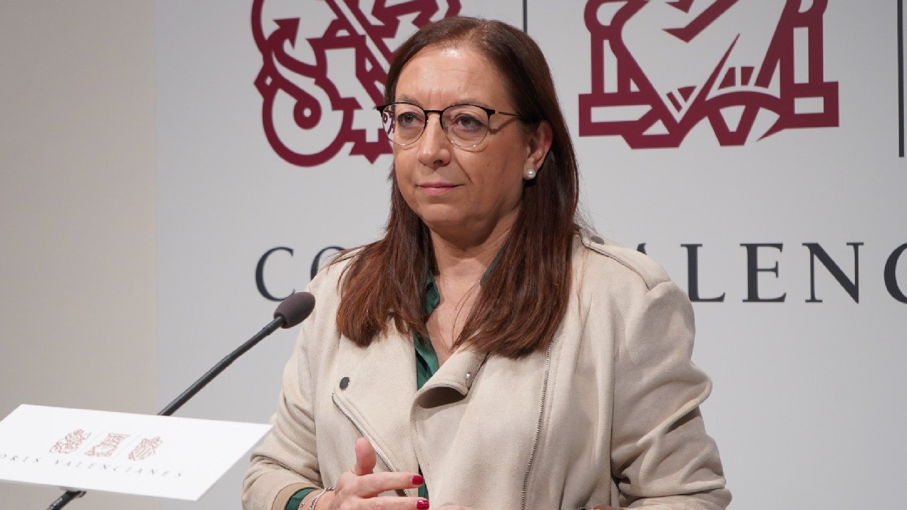 La presidenta de las Cortes Valencianas Llanos Massó.