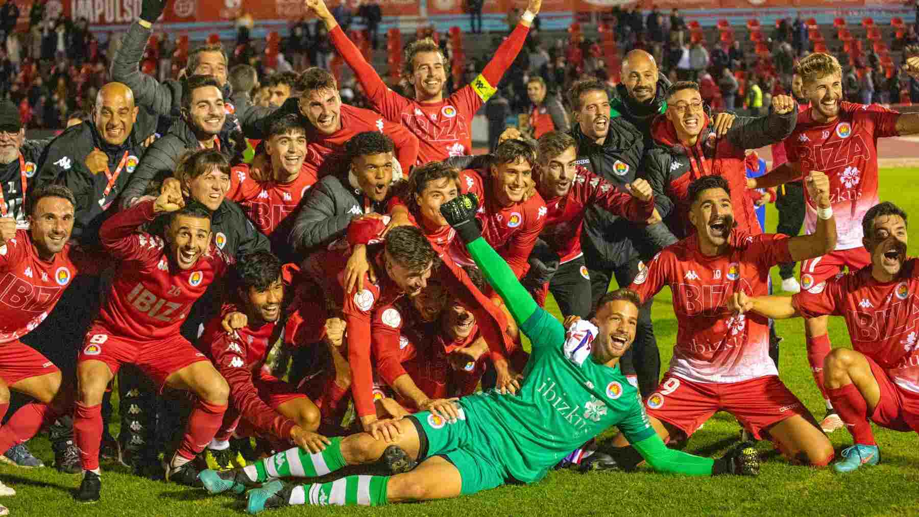 Los jugadores del Ibiza IP se enfrentarán al Betis en la Copa.