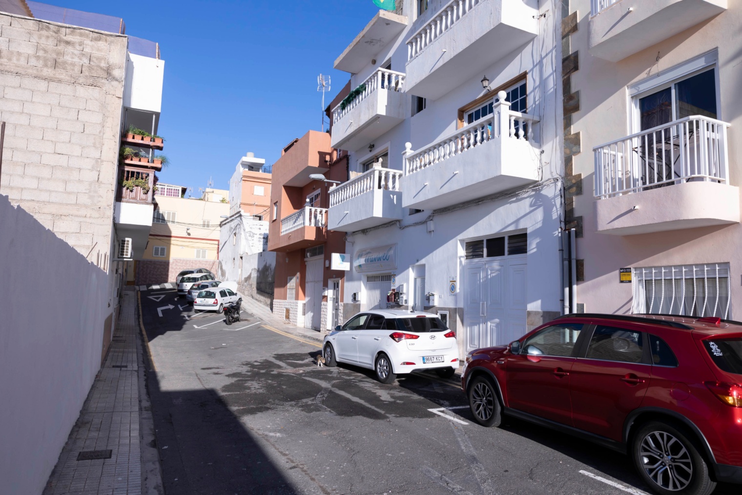Imagen de la calle en la que tuvo lugar el asesinato de Adeje (Tenerife)