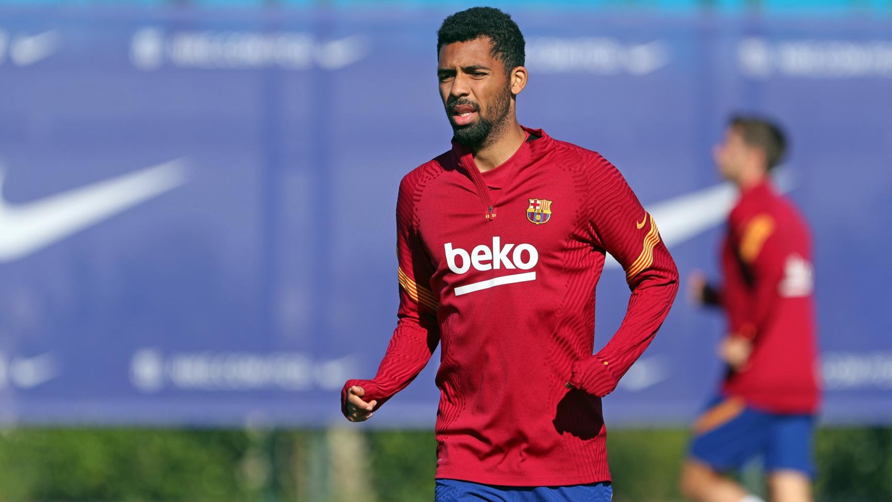 Matheus Fernandes, en un entrenamiento con el Barça.