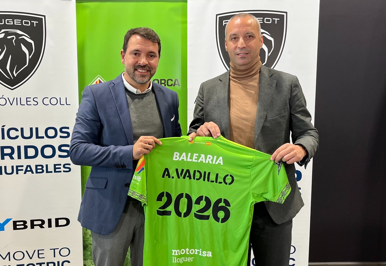 Vadillo y Tirado, tras la renovación del entrenador