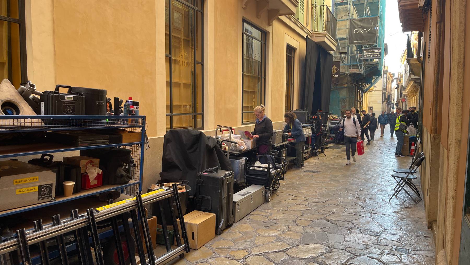 Preparativos del rodaje de la serie ‘Lioness’ en la calle Sant Jaume de Palma.