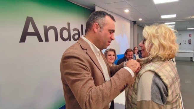 El presidente del PP de Granada estalla: «Sánchez legisla para condenados, herederos de ETA y violadores»