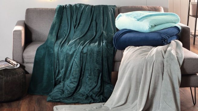 Las 4 mantas de Aldi que no tienen nada que envidiar a las de Ikea