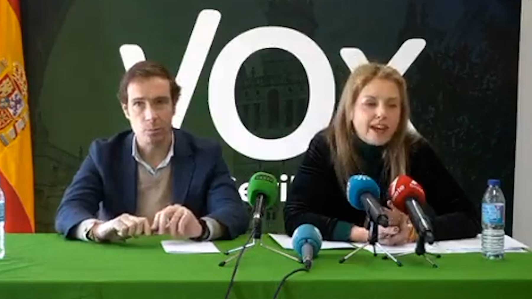 Javier Cortés y Cristina Peláez, de Vox.