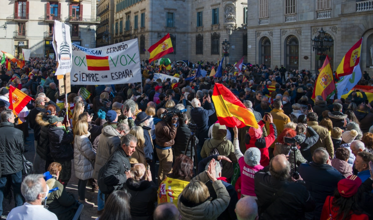 Manifestación contra Pedro Sánchez en Barcelona.