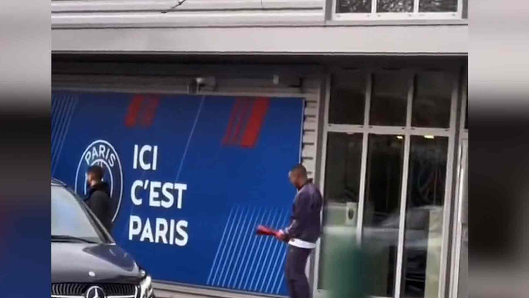 Mbappé tras un entrenamiento con el PSG