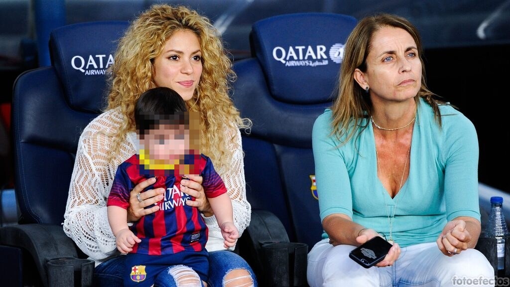 Shakira, con su hijo y con la madre de Piqué