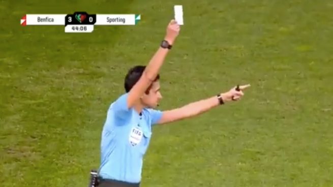tarjeta blanca fútbol