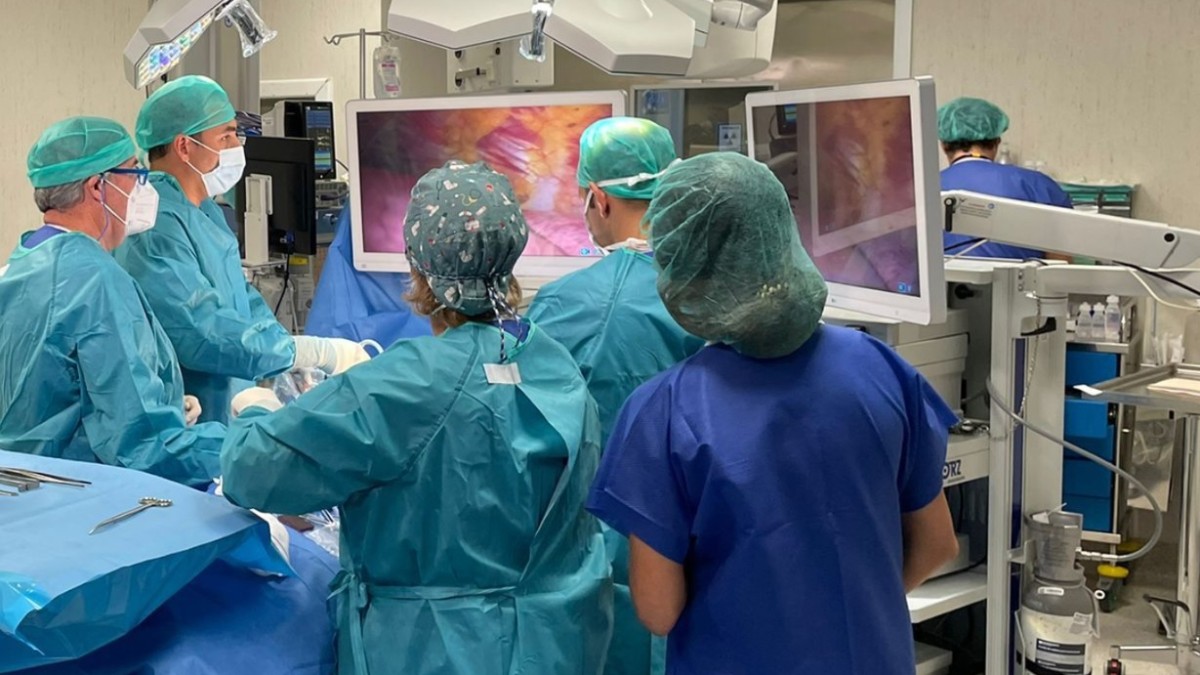 Un equipo quirúrgico en Ruber Internacional.