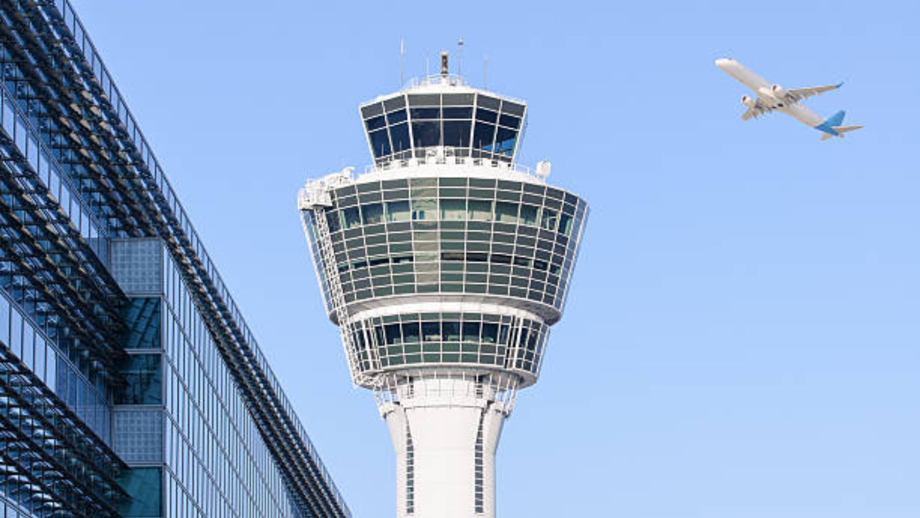 Torre de control de un aeropuerto.