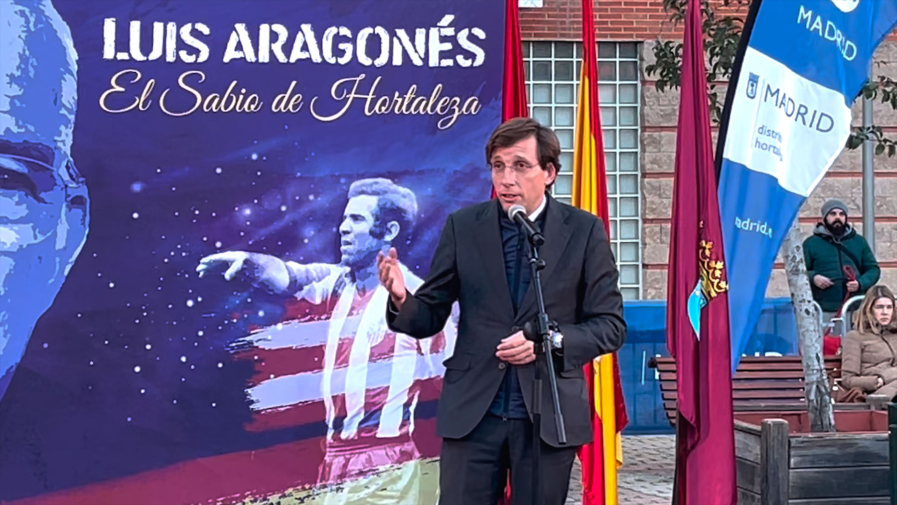 El discurso de Almeida en el homenaje a Luis Aragonés
