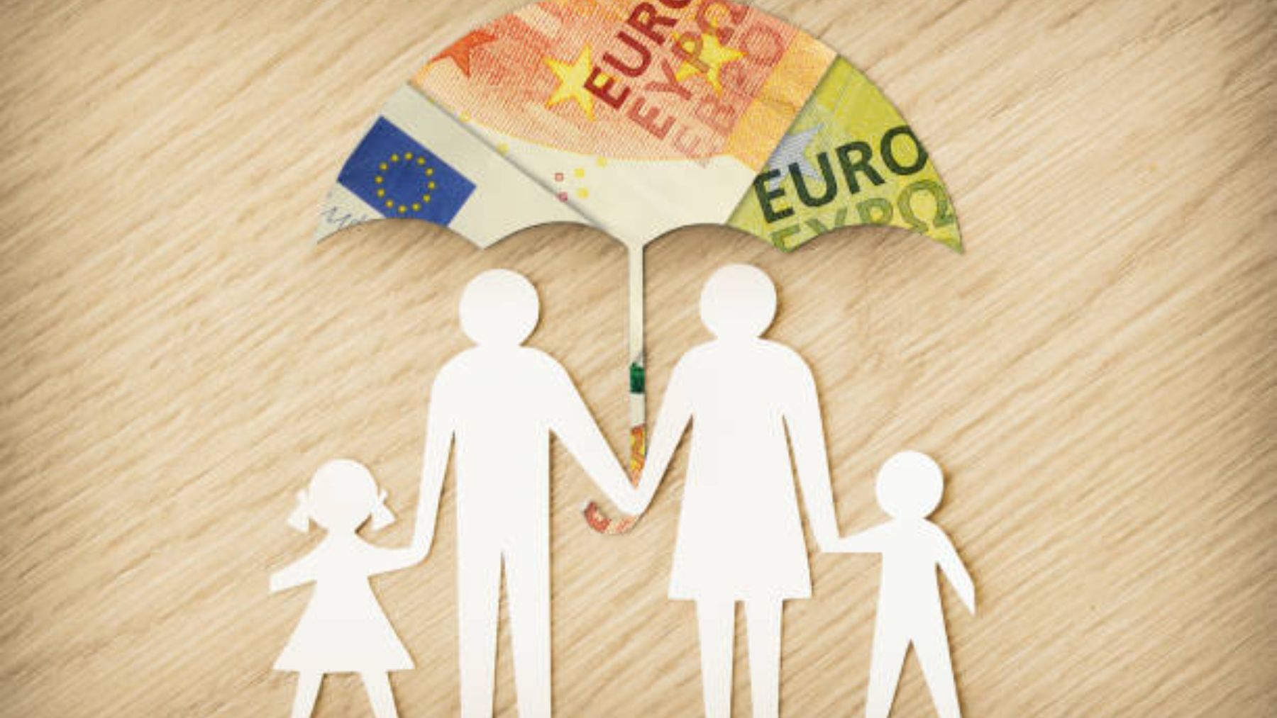 La ayuda de más de 100 euros que puedes cobrar si tienes hijos