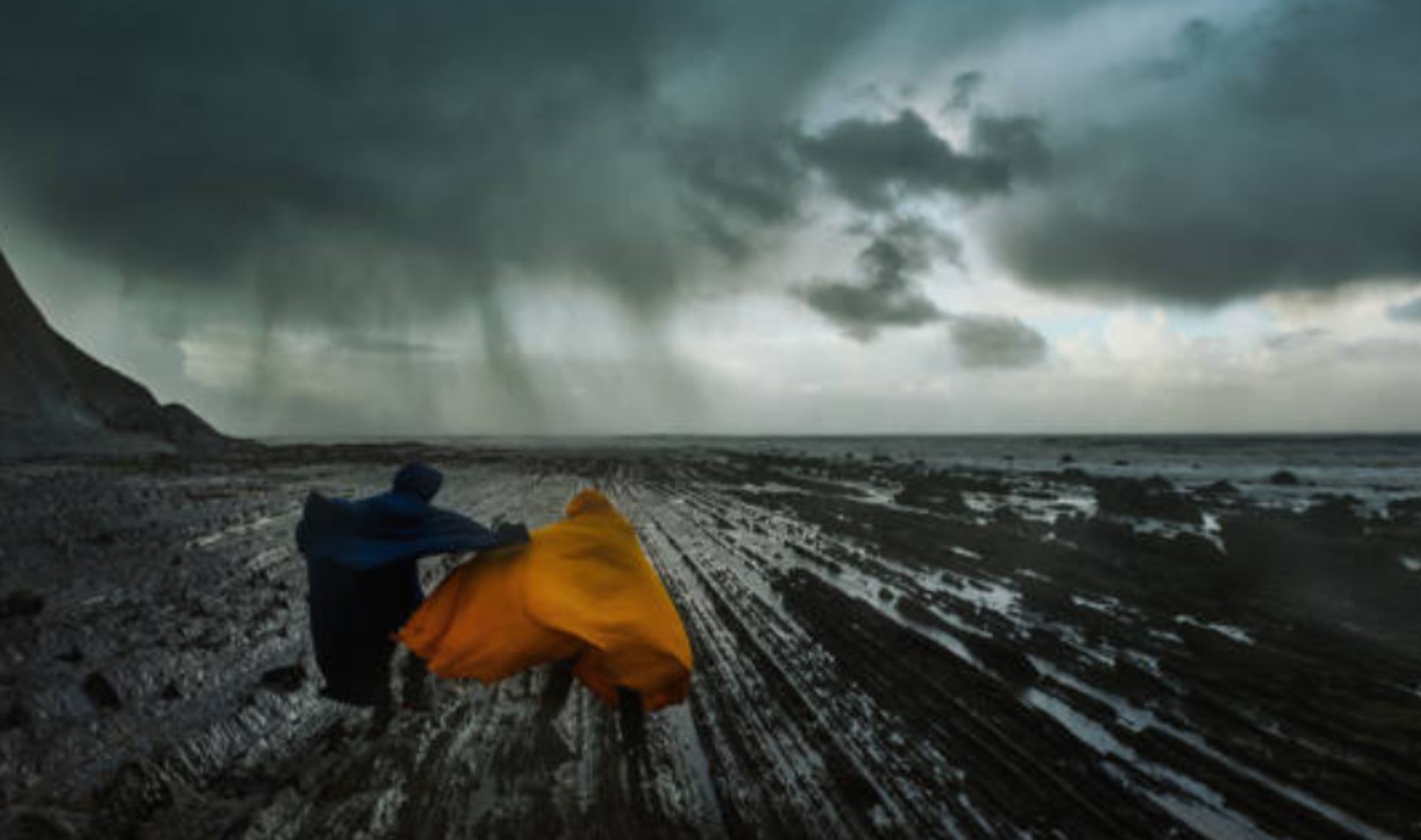 La AEMET alerta de lo que llega hoy a la Península y teme lo peor: Puede alcanzar las vías respiratorias