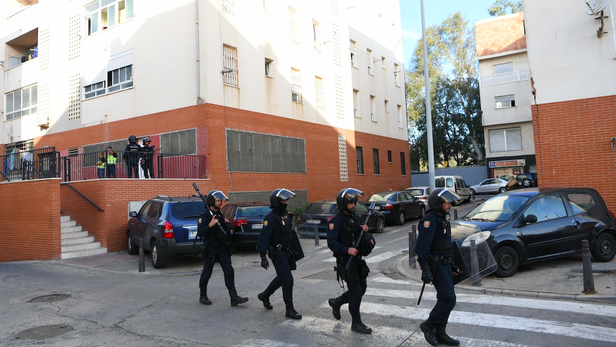 Agentes de la Policía Nacional en Ceuta.