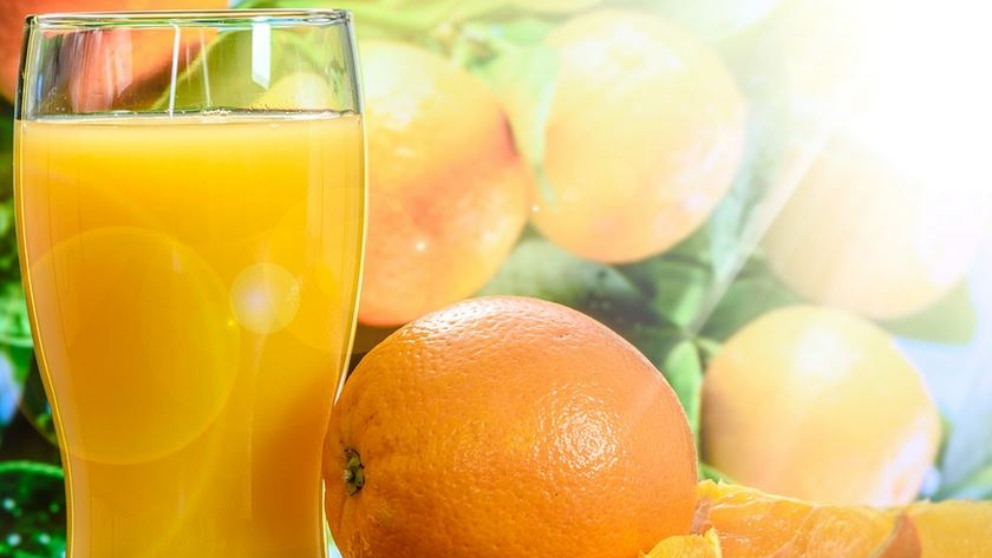 Esto es lo que le pasa a tu cuerpo si bebes zumo de naranja todas las mañanas