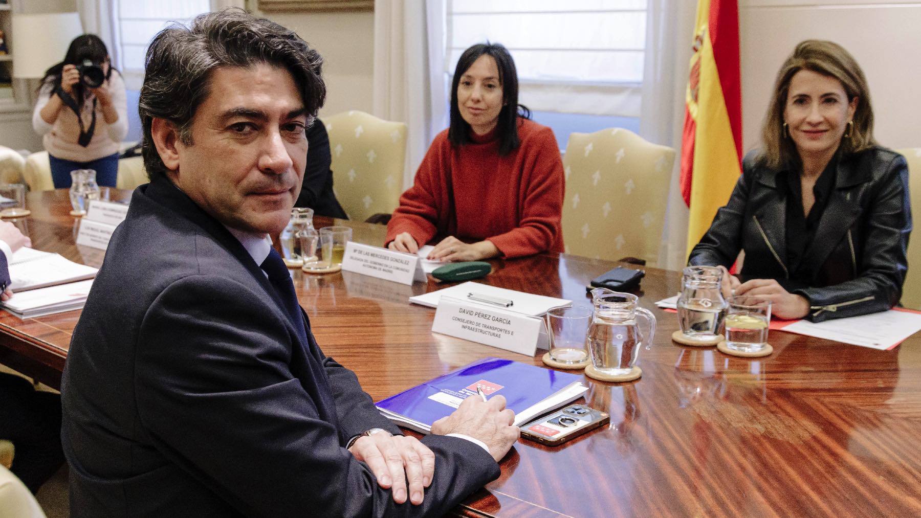 David Pérez, Mercedes González y Raquel Sánchez.