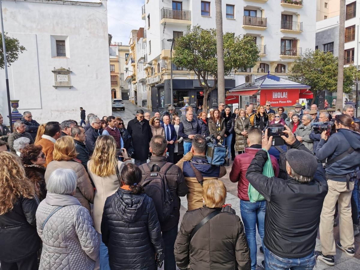 Concentración en Algeciras cuando se cumple un mes del asesinato del sacristán Diego Valencia.