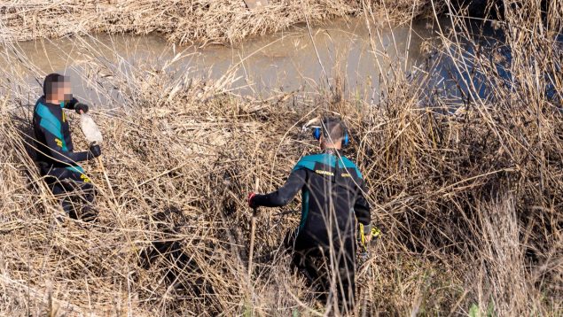 El detenido en El Rubio por la muerte de su ex novia menor de edad dice que arrojó el arma al río