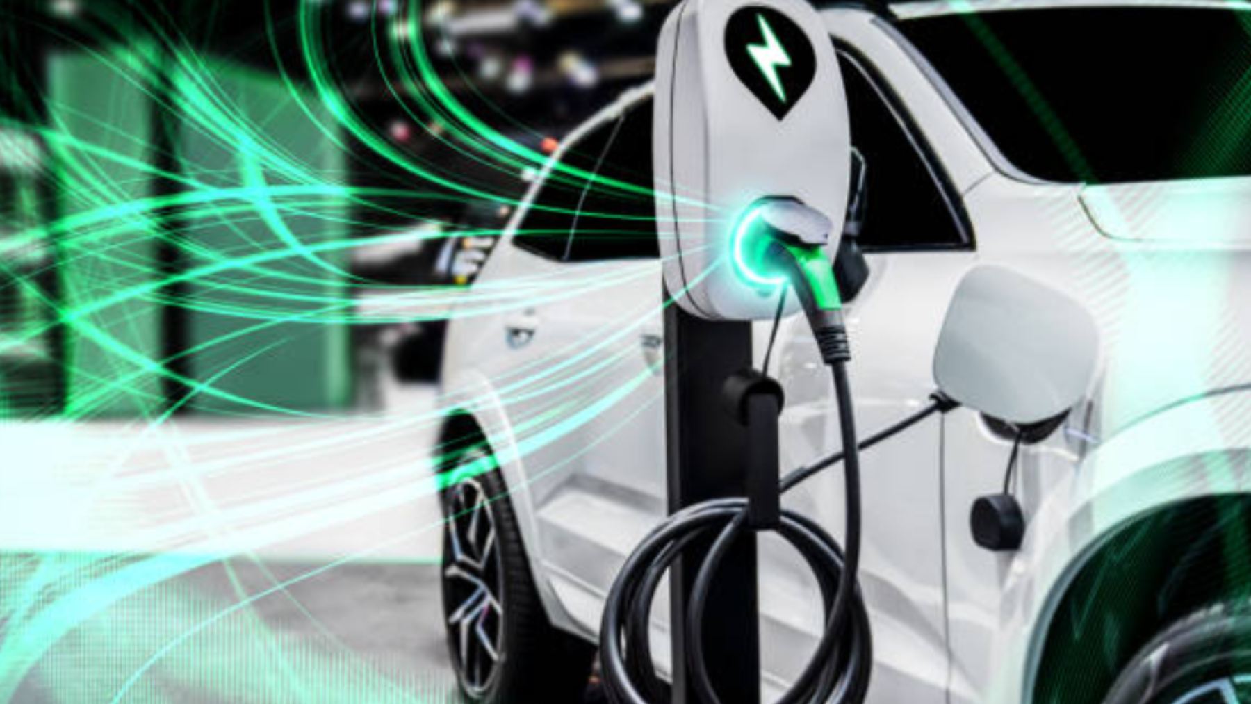 La CNMC abre una consulta pública para analizar los problemas para recargar un coche eléctrico