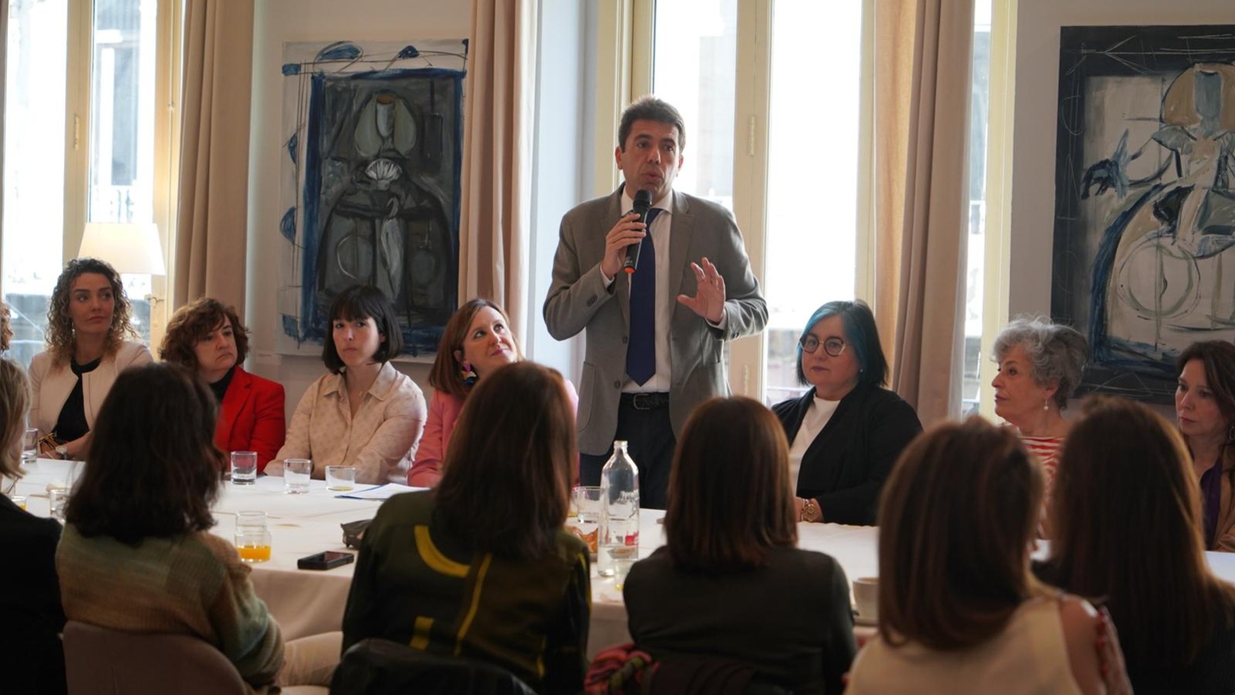 Carlos Mazón, este miércoles, en un encuentro con mujeres emprendedoras en Valencia.