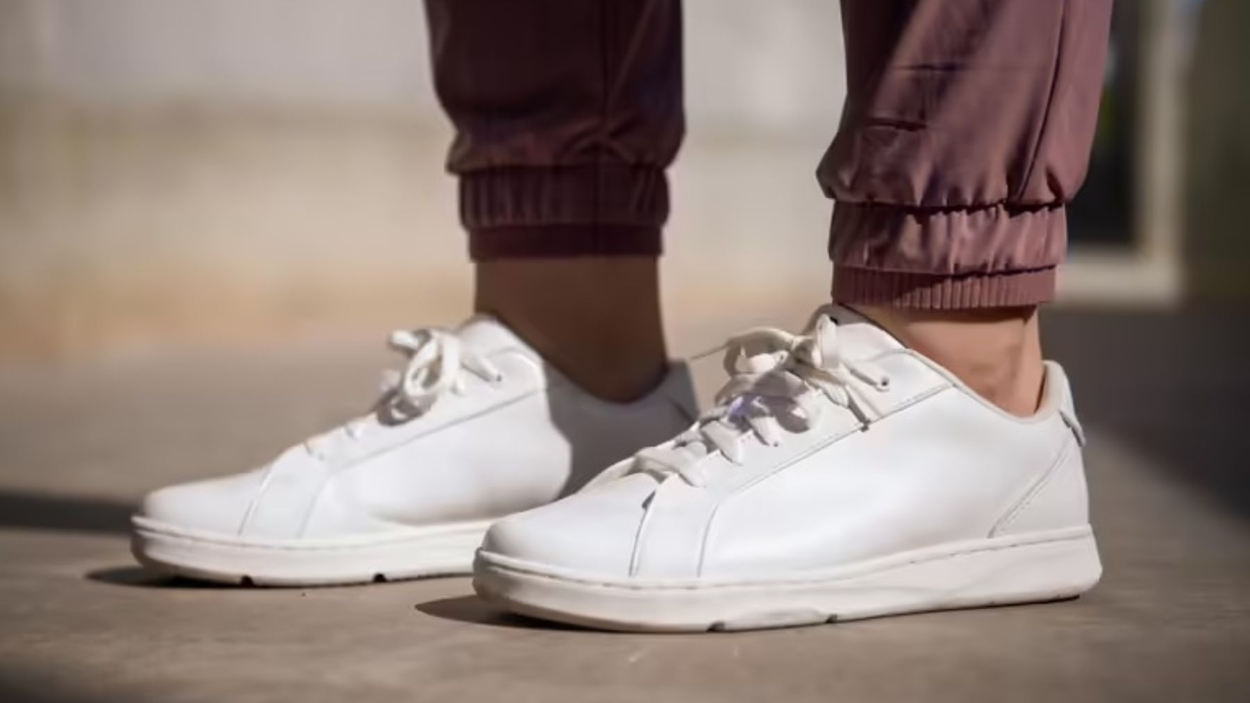Zapatillas blancas: 12 modelos que arrasan