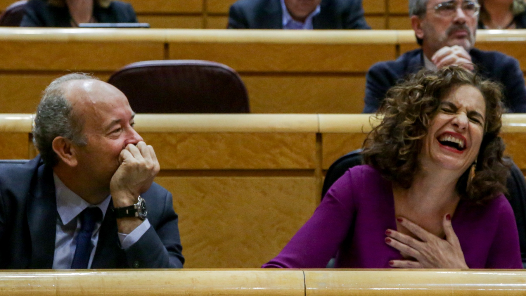 Juan Carlos Campo, junto a la actual ministra de Hacienda, María Jesús Montero, en el Senado (EUROPA PRESS).