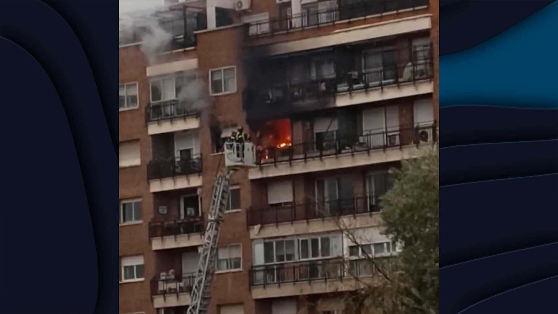 Imagen del incendio en la vivienda de dos ancianos