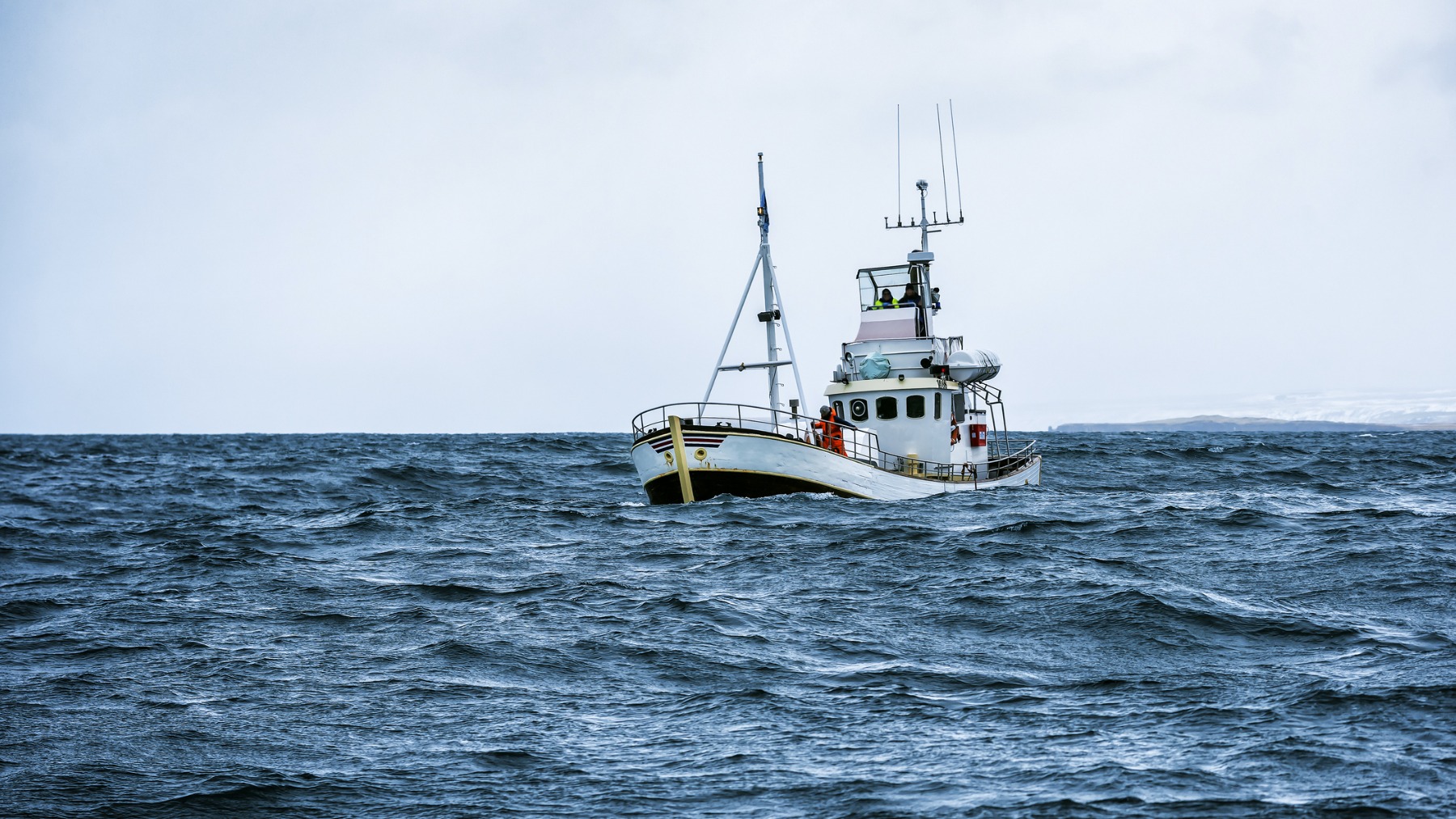 Un barco pesquero